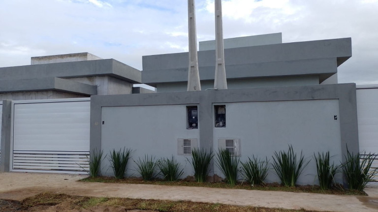 Imagem Casa com 2 Quartos à Venda, 180 m² em Balneário Tupy - Itanhaém