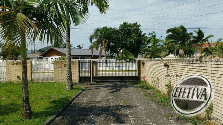 Imagem Casa com 2 Quartos à Venda, 144 m² em Centro - Guaratuba Imagem Casa com 2 Quartos à Venda, 144 m² em Centro - Guaratuba