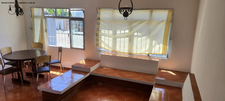 Imagem Casa com 3 Quartos à Venda, 127 m² em Centro - Peruíbe