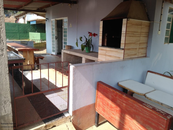 Imagem Imóvel com 6 Quartos à Venda, 300 m² em Laranjeiras - Caldas Imagem Imóvel com 6 Quartos à Venda, 300 m² em Laranjeiras - Caldas