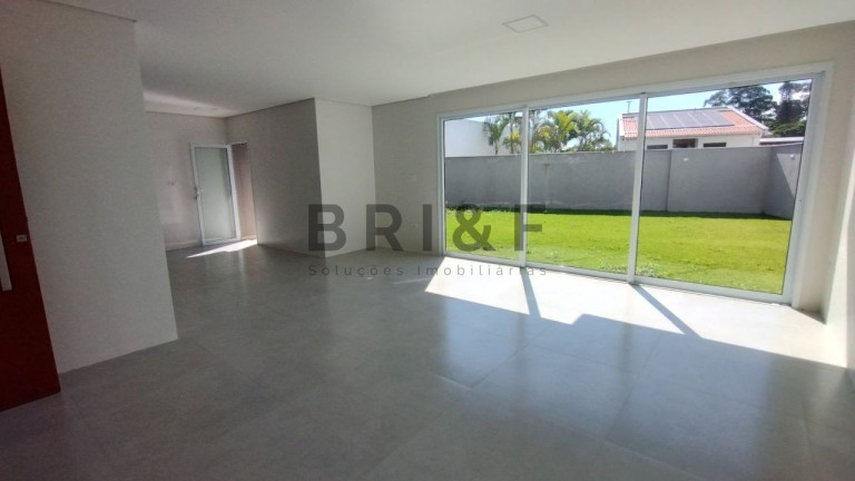 Imagem Casa com 3 Quartos à Venda, 335 m² em Jardim Prudência - São Paulo Imagem Casa com 3 Quartos à Venda, 335 m² em Jardim Prudência - São Paulo