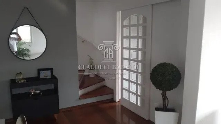 Imagem Casa com 4 Quartos à Venda, 240 m² em Vila Albertina - São Paulo