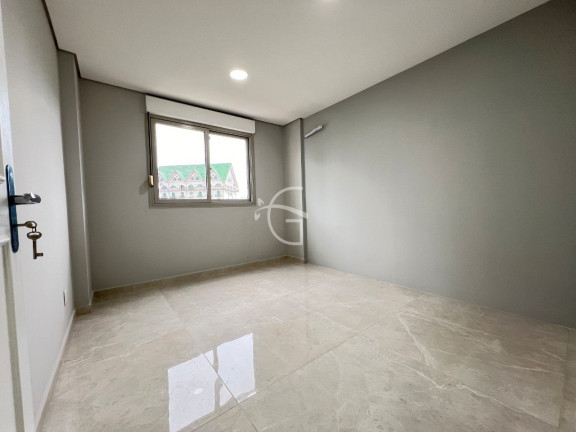 Imagem Apartamento com 3 Quartos à Venda, 135 m² em Atiradores - Joinville