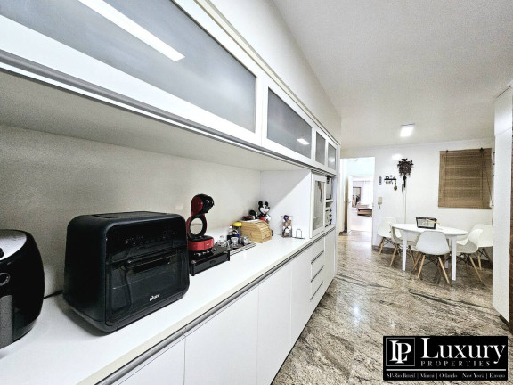 Imagem Apartamento com 3 Quartos à Venda, 187 m² em Itaim Bibi - São Paulo Imagem Apartamento com 3 Quartos à Venda, 187 m² em Itaim Bibi - São Paulo