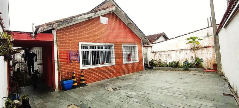 Imagem Casa com 3 Quartos à Venda, 180 m² em Centro - Peruíbe Imagem Casa com 3 Quartos à Venda, 180 m² em Centro - Peruíbe
