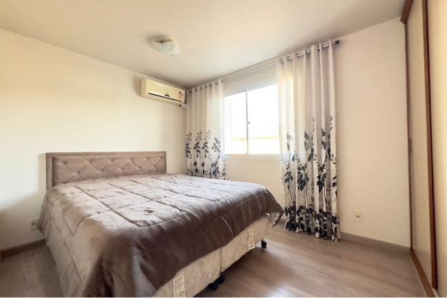 Imagem Casa com 3 Quartos à Venda, 73 m² em Sarandi - Porto Alegre