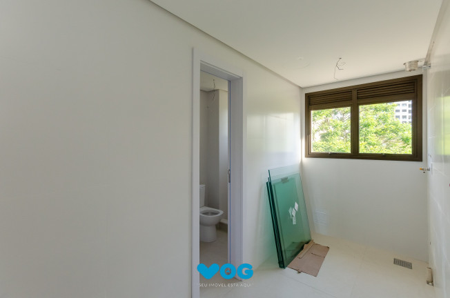 Imagem Imóvel com 3 Quartos à Venda, 154 m² em Três Figueiras - Porto Alegre