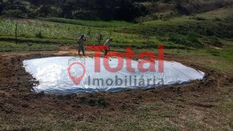 Chácara com 3 Quartos à Venda, 280 m² em Sn - São Domingos Do Prata