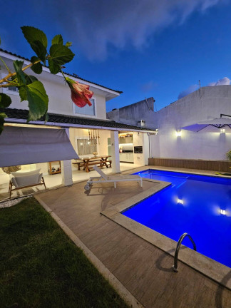 Casa com 4 Quartos à Venda, 180 m² em Buraquinho - Lauro De Freitas