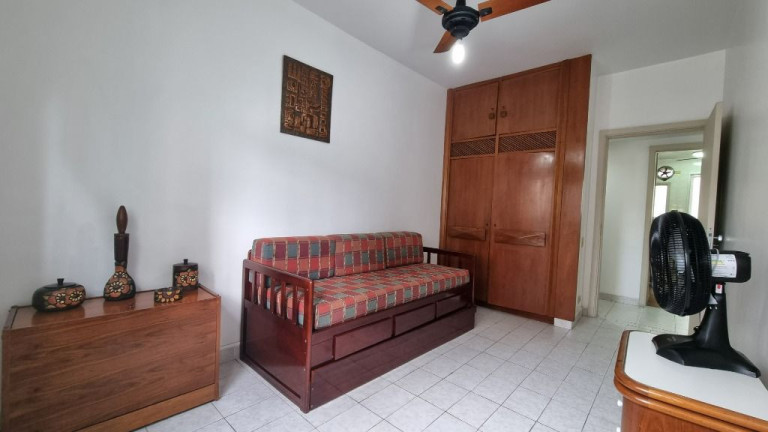 Imagem Apartamento com 3 Quartos à Venda, 130 m² em Pitangueiras - Guarujá
