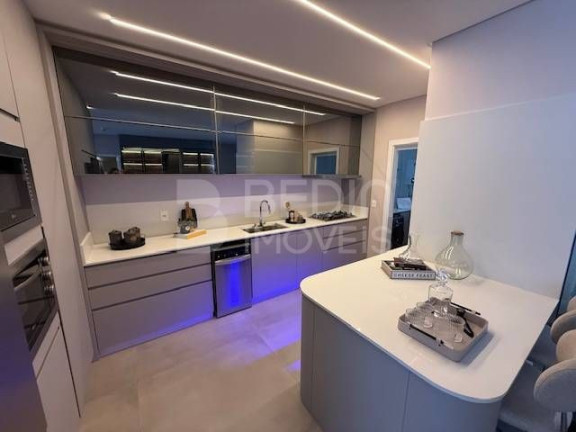 Imagem Apartamento com 4 Quartos à Venda, 149 m² em Centro - Balneário Camboriú Imagem Apartamento com 4 Quartos à Venda, 149 m² em Centro - Balneário Camboriú