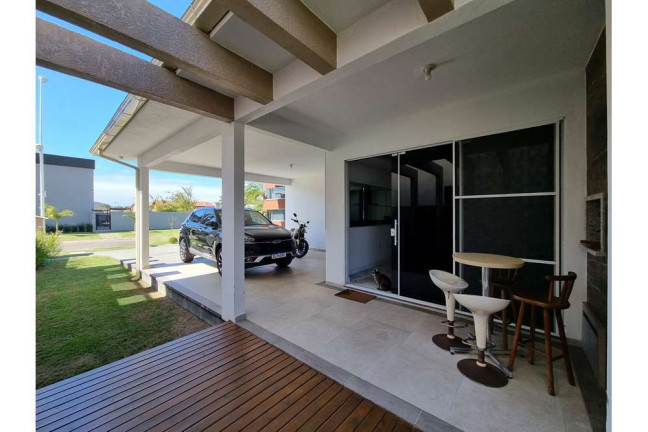 Imagem Casa de Condomínio com 3 Quartos à Venda, 199 m² em São João Do Rio Vermelho - Florianópolis Imagem Casa de Condomínio com 3 Quartos à Venda, 199 m² em São João Do Rio Vermelho - Florianópolis