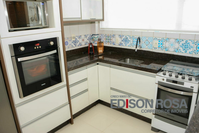 Imagem Apartamento com 2 Quartos à Venda, 68 m² em Coqueiros - Florianópolis Imagem Apartamento com 2 Quartos à Venda, 68 m² em Coqueiros - Florianópolis