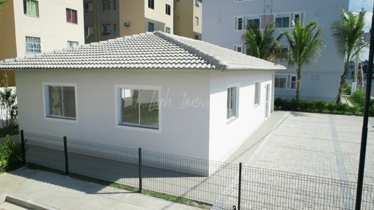 Imagem Apartamento com 2 Quartos à Venda, 43 m² em Santa Cruz - Rio De Janeiro