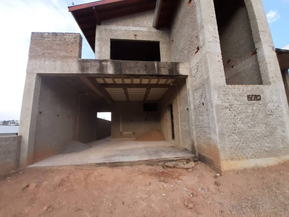 Imagem Casa com 3 Quartos à Venda, 300 m² em São João Da Boa Vista Imagem Casa com 3 Quartos à Venda, 300 m² em São João Da Boa Vista