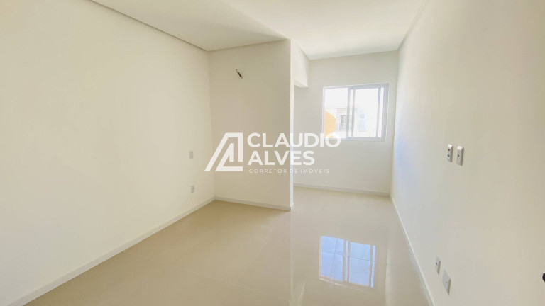 Imagem Casa com 4 Quartos à Venda, 118 m² em Sim - Feira De Santana Imagem Casa com 4 Quartos à Venda, 118 m² em Sim - Feira De Santana