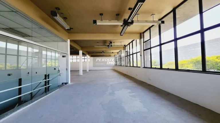 Imagem Imóvel Comercial à Venda ou Locação, 3.601 m² em Parque Industrial Tomas Edson - São Paulo Imagem Imóvel Comercial à Venda ou Locação, 3.601 m² em Parque Industrial Tomas Edson - São Paulo