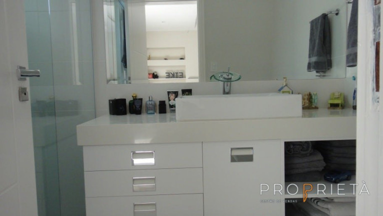 Imagem Casa de Condomínio com 5 Quartos à Venda, 963 m² em Barra Da Tijuca - Rio De Janeiro