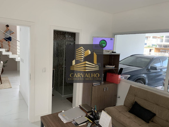 Imagem Casa com 4 Quartos à Venda, 370 m² em Lagoa Da Conceição - Florianópolis Imagem Casa com 4 Quartos à Venda, 370 m² em Lagoa Da Conceição - Florianópolis