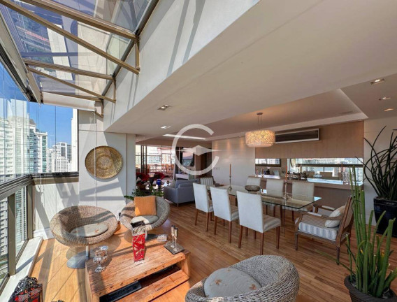Imagem Apartamento com 3 Quartos à Venda, 240 m² em Brooklin Paulista - São Paulo