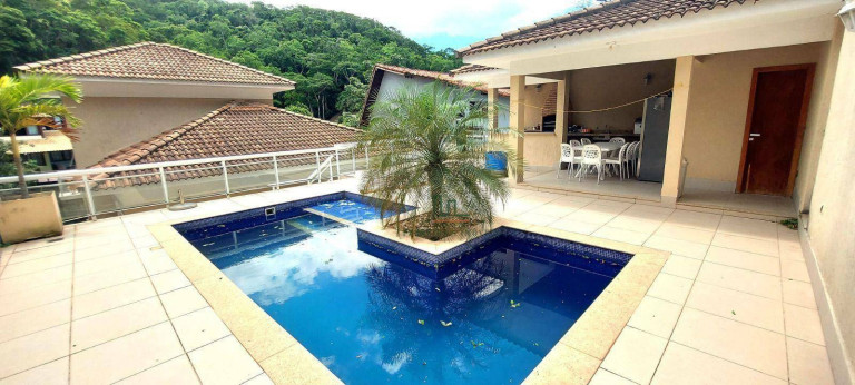 Imagem Casa com 3 Quartos à Venda, 663 m² em Santo Antônio - Niterói Imagem Casa com 3 Quartos à Venda, 663 m² em Santo Antônio - Niterói