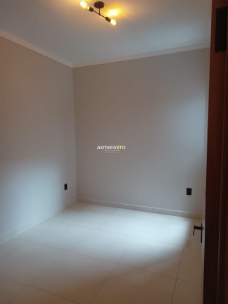 Imagem Casa com 3 Quartos à Venda, 200 m² Imagem Casa com 3 Quartos à Venda, 200 m²