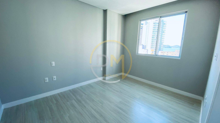 Imagem Apartamento com 3 Quartos à Venda, 142 m² em Centro - Balneário Camboriú Imagem Apartamento com 3 Quartos à Venda, 142 m² em Centro - Balneário Camboriú