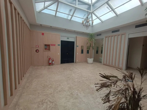 Imagem Sobrado à Venda, 1.025 m²