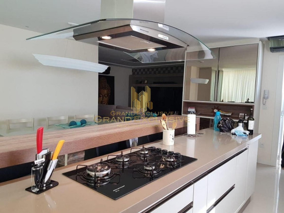 Imagem Apartamento com 3 Quartos à Venda, 151 m² em Centro - Balneário Camboriú
