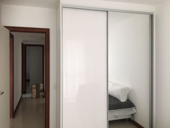 Imagem Apartamento com 3 Quartos à Venda, 143 m² em Agriões - Teresópolis