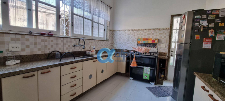 Imagem Casa com 4 Quartos à Venda, 500 m² em Mosela - Petrópolis Imagem Casa com 4 Quartos à Venda, 500 m² em Mosela - Petrópolis