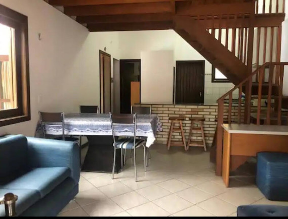 Imagem Casa com 3 Quartos à Venda, 100 m² em Bombas - Bombinhas Imagem Casa com 3 Quartos à Venda, 100 m² em Bombas - Bombinhas
