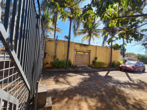 Imagem Casa com 4 Quartos à Venda, 602 m² em Parque Acalanto - Goiânia