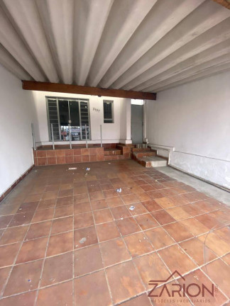 Casa com 3 Quartos à Venda,  em Centro - Taubaté