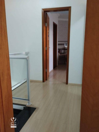 Imagem Sobrado com 3 Quartos à Venda, 94 m² em Uberaba - Curitiba Imagem Sobrado com 3 Quartos à Venda, 94 m² em Uberaba - Curitiba