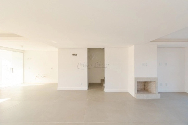 Imagem Casa com 3 Quartos à Venda, 288 m² em Vila Assunção - Porto Alegre Imagem Casa com 3 Quartos à Venda, 288 m² em Vila Assunção - Porto Alegre