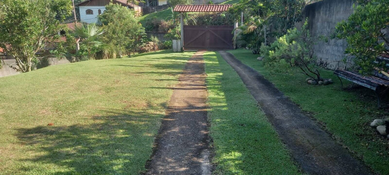 Imagem Casa com 2 Quartos à Venda, 600 m² em Lumiar - Nova Friburgo Imagem Casa com 2 Quartos à Venda, 600 m² em Lumiar - Nova Friburgo