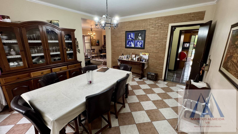Imagem Casa com 4 Quartos à Venda, 380 m² em Centro - Mogi Das Cruzes Imagem Casa com 4 Quartos à Venda, 380 m² em Centro - Mogi Das Cruzes
