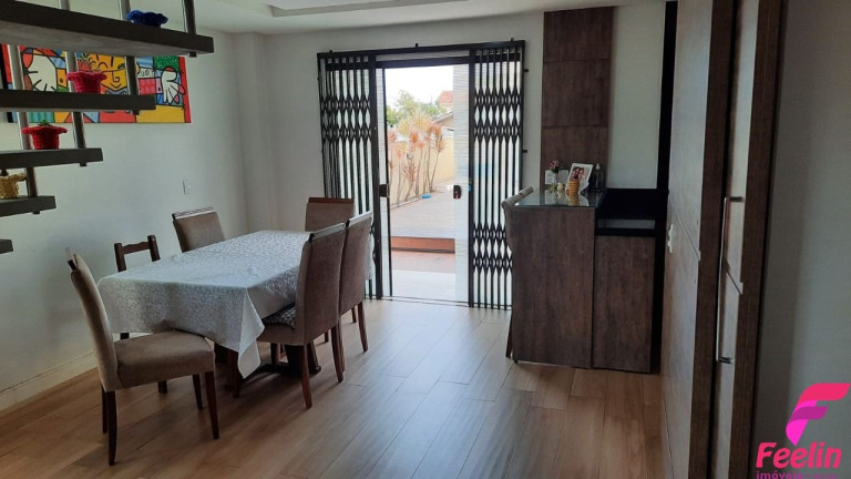 Imagem Casa com 3 Quartos à Venda, 183 m² em Ribeirão Da Ilha - Florianópolis Imagem Casa com 3 Quartos à Venda, 183 m² em Ribeirão Da Ilha - Florianópolis