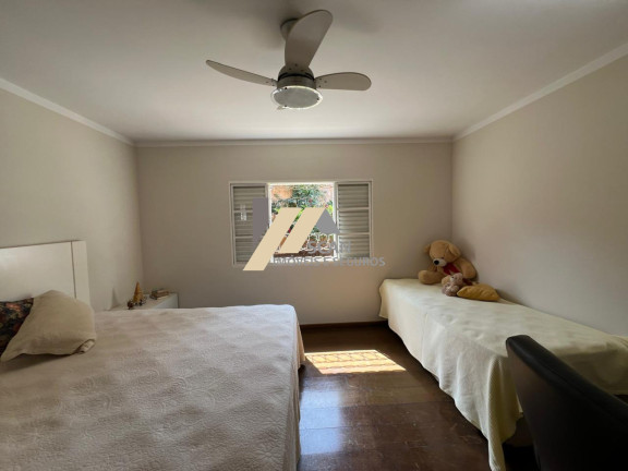 Imagem Casa com 4 Quartos à Venda, 403 m² em Bairro Das Palmeiras - Campinas Imagem Casa com 4 Quartos à Venda, 403 m² em Bairro Das Palmeiras - Campinas