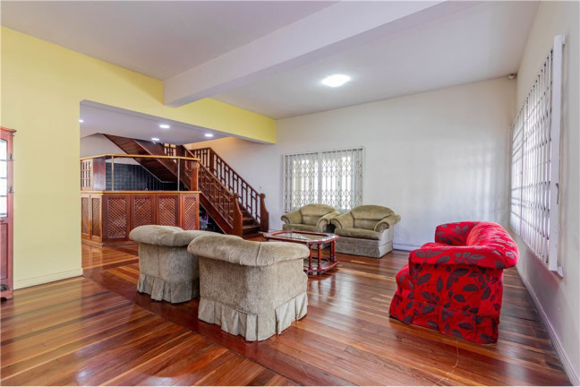 Imagem Casa com 4 Quartos à Venda, 360 m² em Menino Deus - Porto Alegre Imagem Casa com 4 Quartos à Venda, 360 m² em Menino Deus - Porto Alegre
