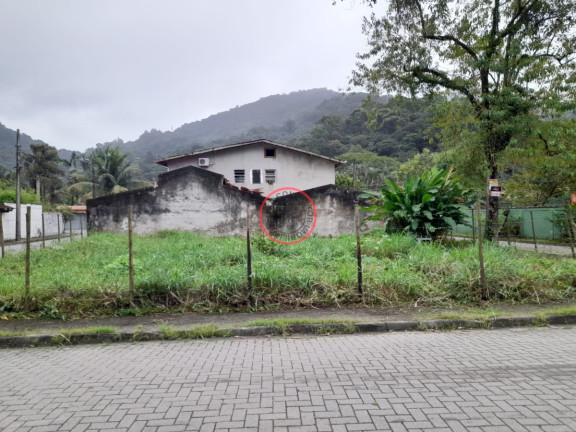 Terreno à Venda, 400 m² em Boiçucanga - São Sebastião
