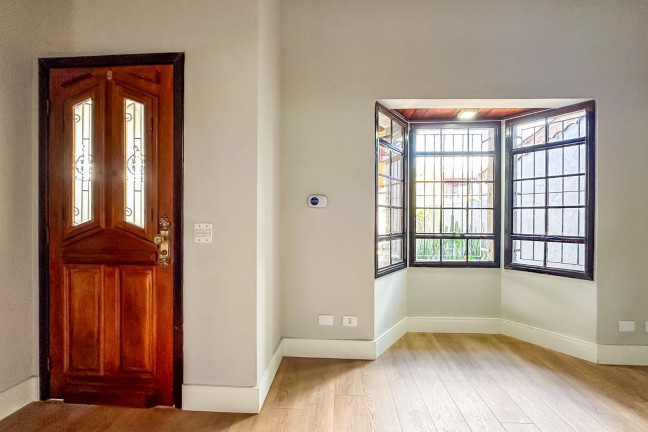 Imagem Casa com 5 Quartos à Venda, 239 m² em Jardim Santa Bárbara - Atibaia Imagem Casa com 5 Quartos à Venda, 239 m² em Jardim Santa Bárbara - Atibaia