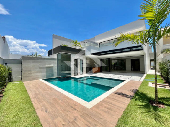 Imagem Casa com 4 Quartos à Venda, 400 m² em Barra Da Tijuca - Rio De Janeiro Imagem Casa com 4 Quartos à Venda, 400 m² em Barra Da Tijuca - Rio De Janeiro