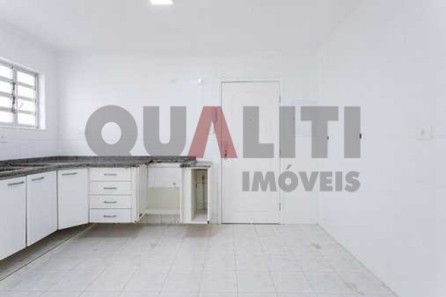 Imagem Apartamento com 3 Quartos à Venda, 130 m² em Moema - São Paulo