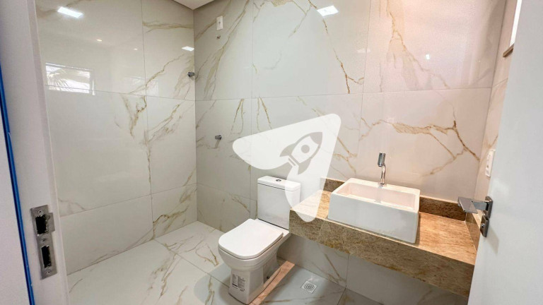 Imagem Casa com 4 Quartos à Venda, 267 m² em Eusébio - Eusébio