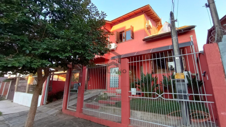 Casa com 4 Quartos à Venda,  em Porto Verde - Alvorada