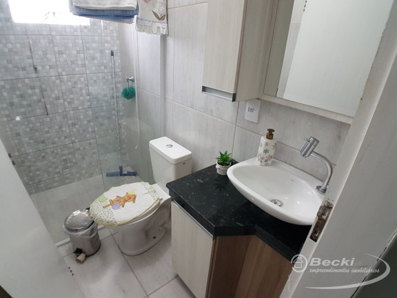 Imagem Casa com 2 Quartos à Venda, 60 m² em Petrópolis - Joinville Imagem Casa com 2 Quartos à Venda, 60 m² em Petrópolis - Joinville