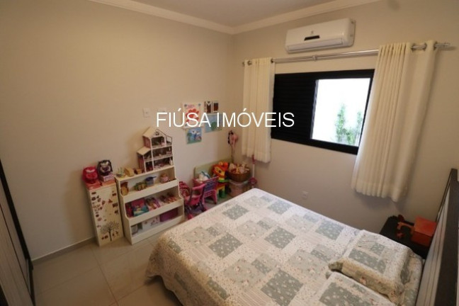 Imagem Casa com 3 Quartos à Venda, em Vila Do Golfe - Ribeirão Preto Imagem Casa com 3 Quartos à Venda, em Vila Do Golfe - Ribeirão Preto