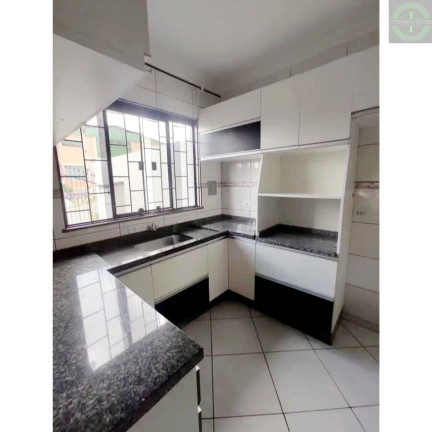 Imagem Casa com 5 Quartos à Venda, 166 m² em Nova Rússia - Ponta Grossa Imagem Casa com 5 Quartos à Venda, 166 m² em Nova Rússia - Ponta Grossa